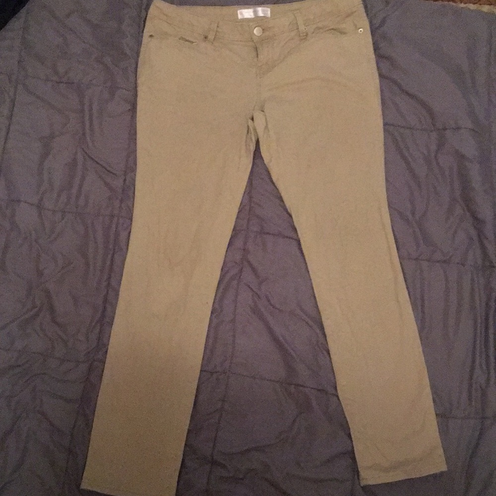 Khaki pants